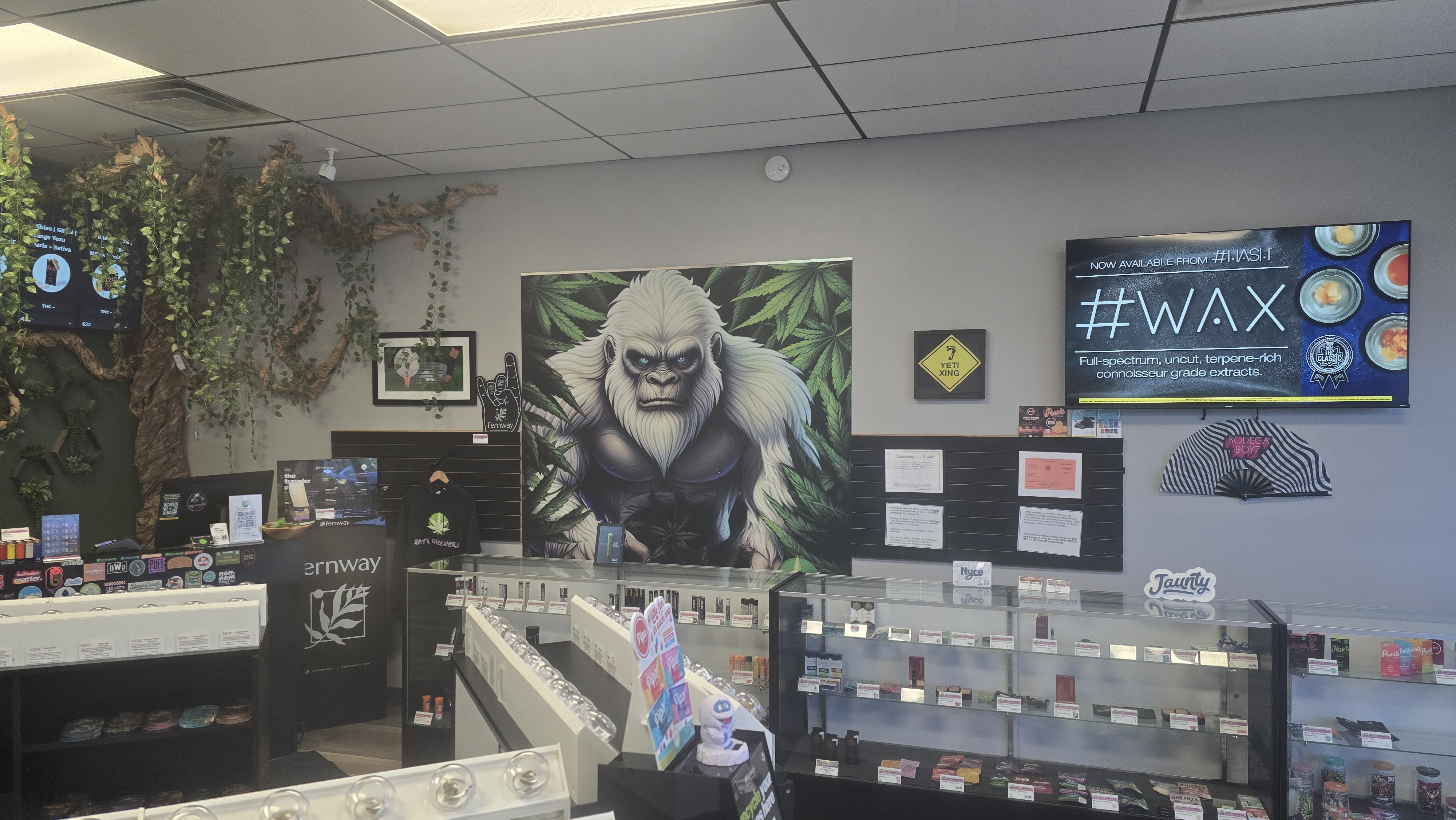 Retail area at 607 W 3rd St, Jamestown